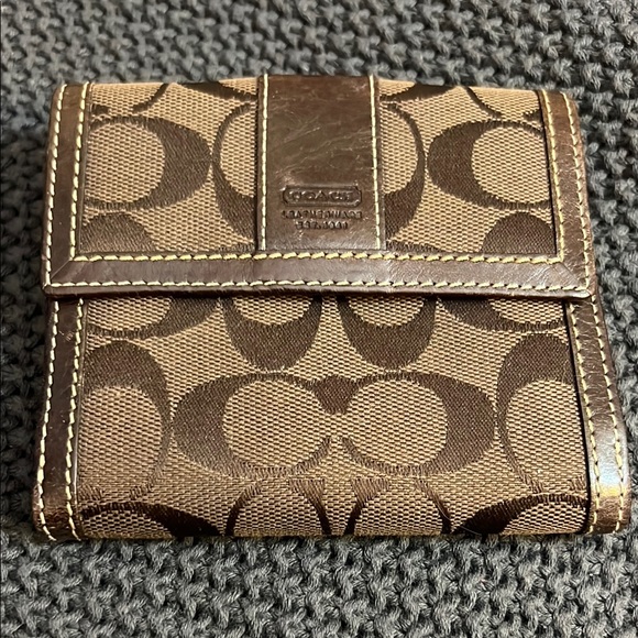 Coach Tan and Brown Signature Wallet - Picture 1 of 4